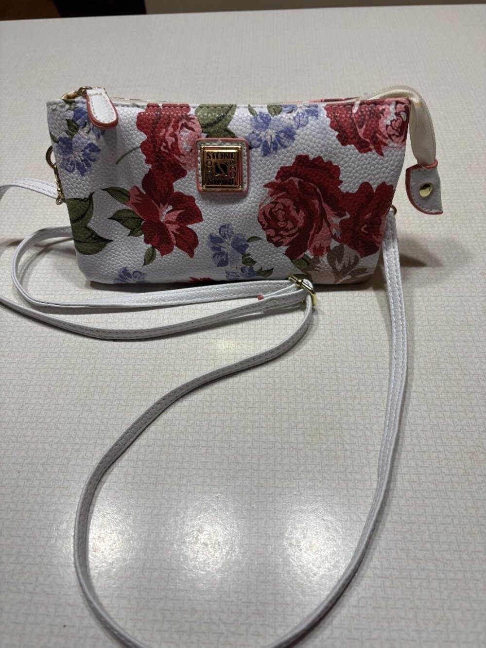Like New Stone & Co Floral Crossbody